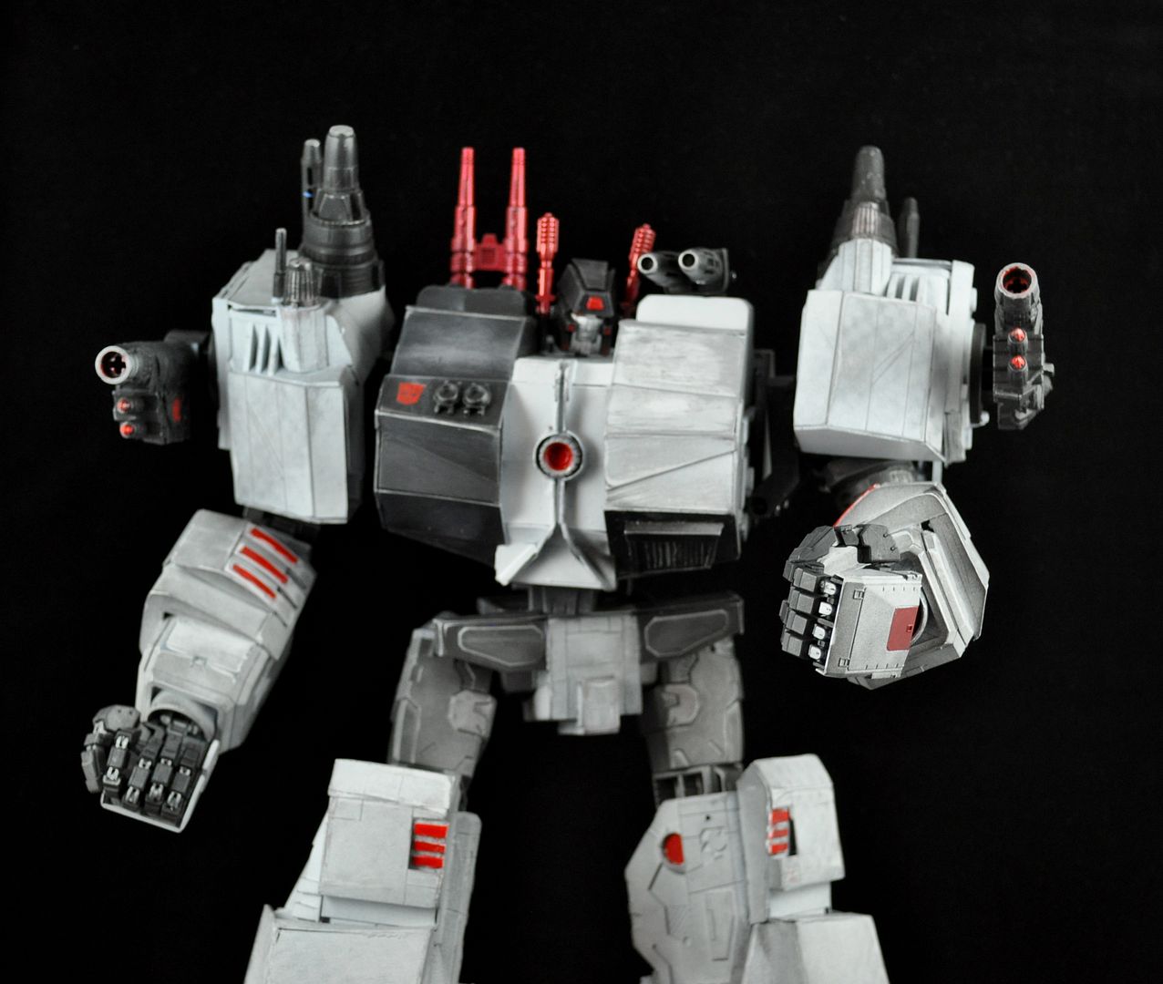 fall of cybertron metroplex toy